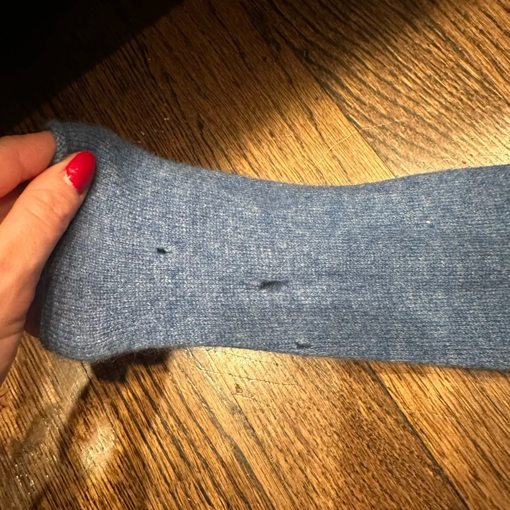 Fenn Wright Manson Soft Blue 100% Cashmere Sweater - Picture 3 of 4